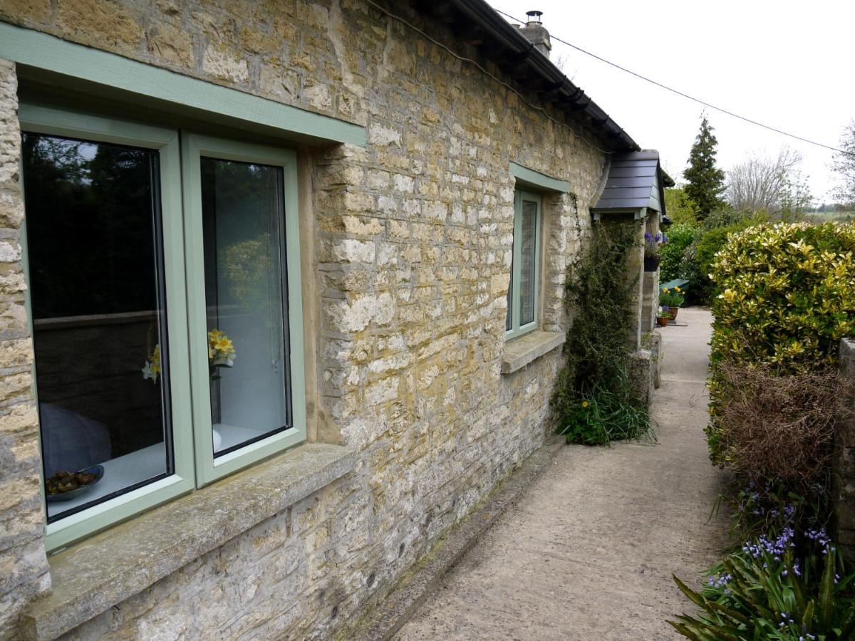 Cosy Stone Cottage, The Bungalow Perrotts Brook Cirencester Exteriér fotografie