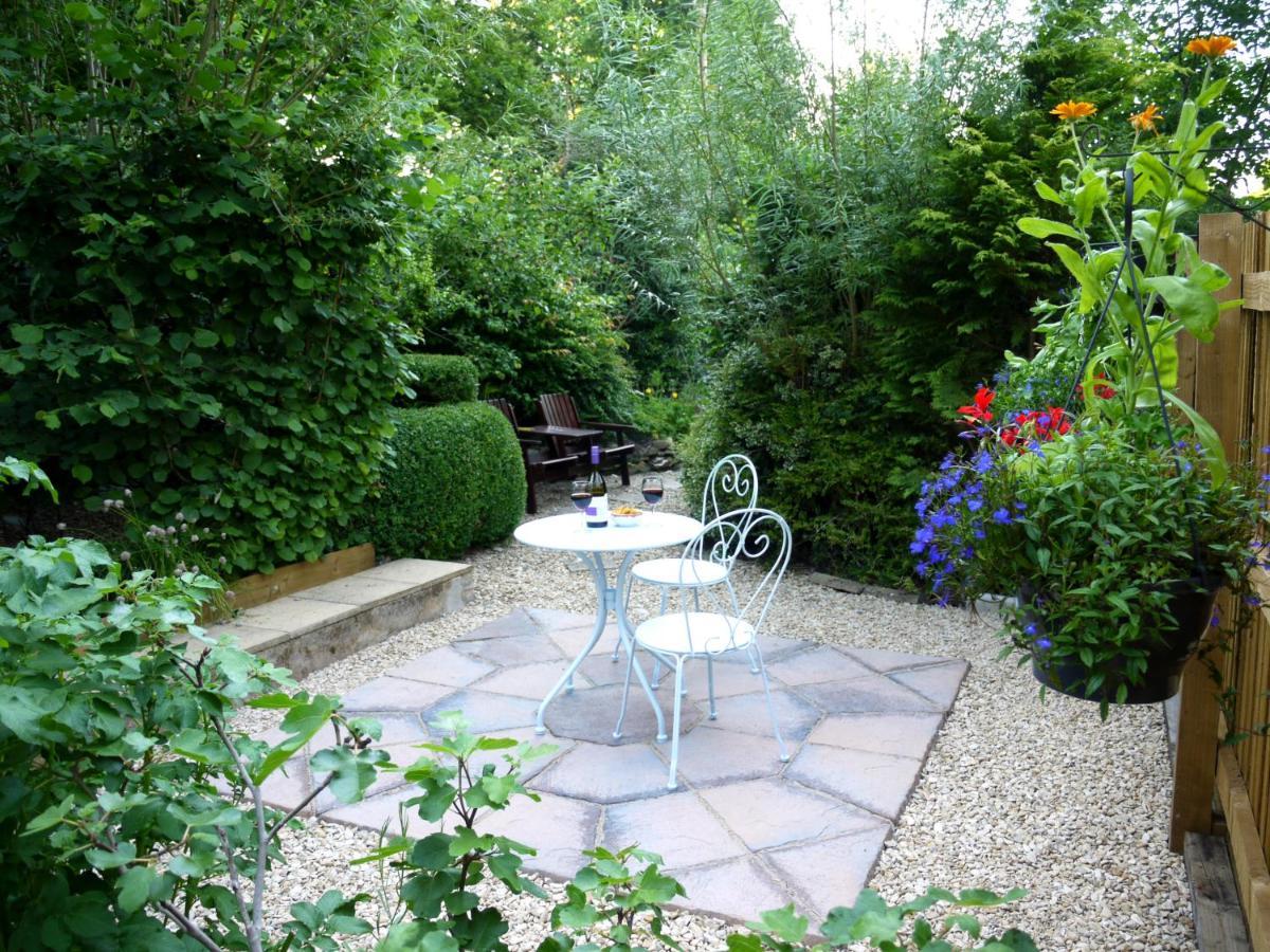 Cosy Stone Cottage, The Bungalow Perrotts Brook Cirencester Exteriér fotografie