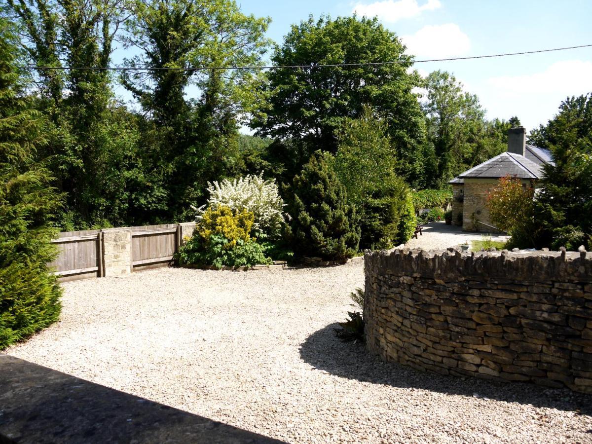 Cosy Stone Cottage, The Bungalow Perrotts Brook Cirencester Exteriér fotografie