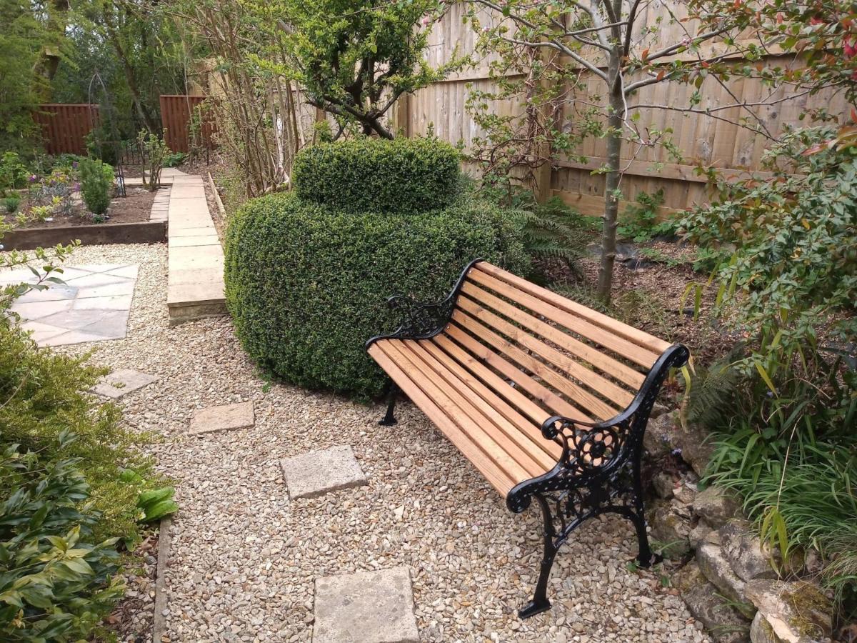 Cosy Stone Cottage, The Bungalow Perrotts Brook Cirencester Exteriér fotografie