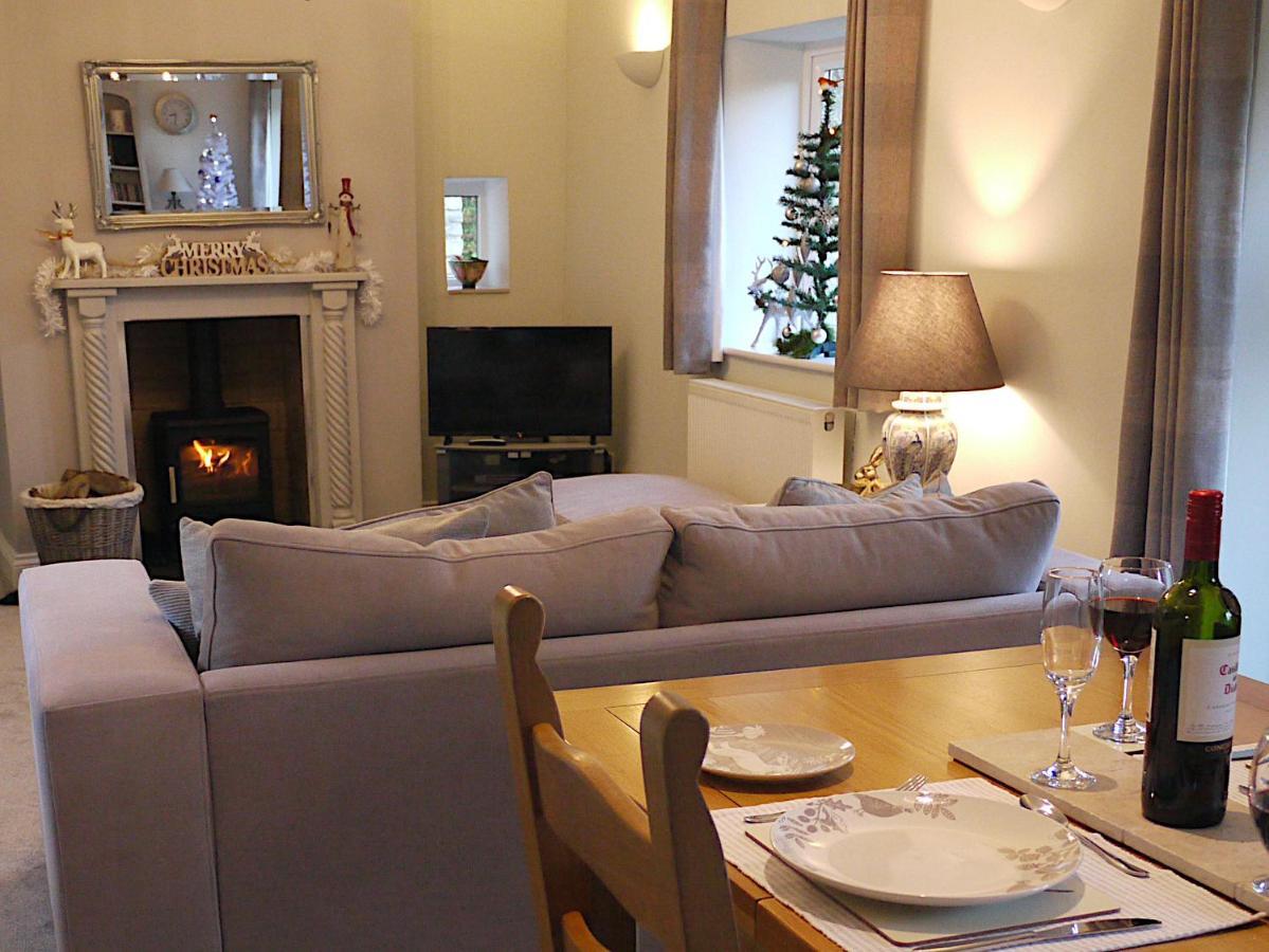 Cosy Stone Cottage, The Bungalow Perrotts Brook Cirencester Exteriér fotografie
